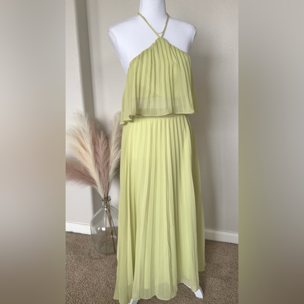 NWT HYFVE - 2 Pc Summer Wedding Guest Lime Green Pleated Skirt and White Top Set